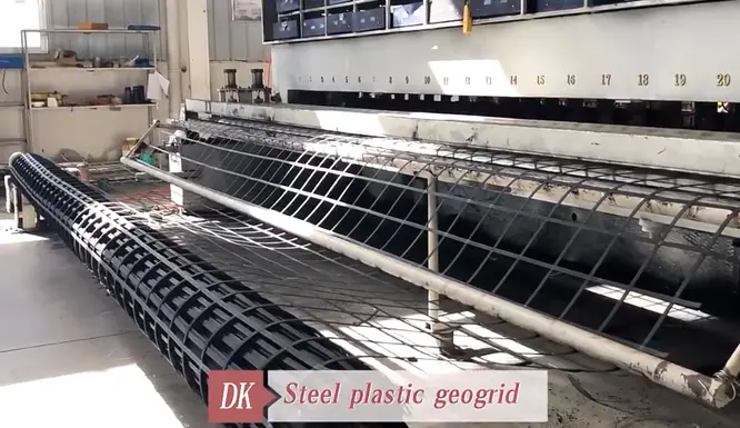 Steel plastic geogrid Production Line -video-13