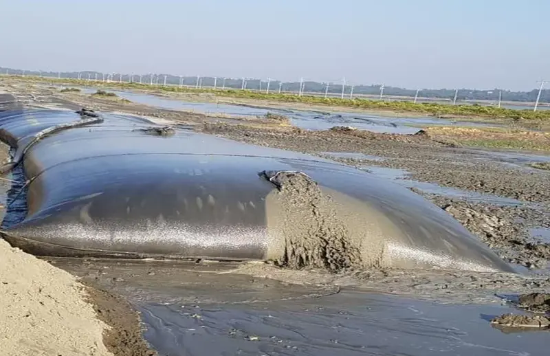 Geobags for dewatering-1